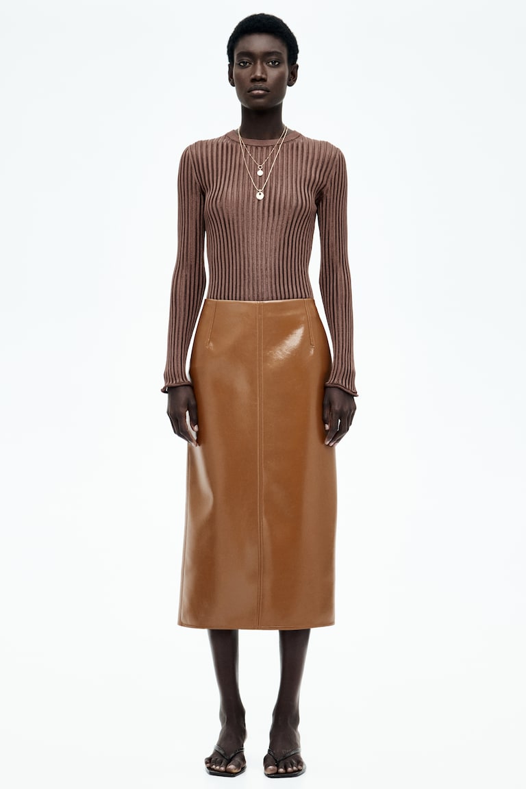 H&M Durchscheinendes Shirt in Rippstrick Fabrikpreis