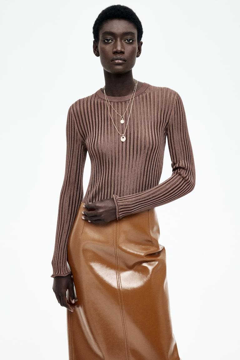 H&M Durchscheinendes Shirt in Rippstrick Sonderangebot