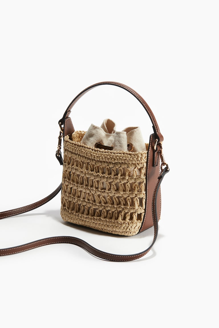 H&M Crossbody-Strohtasche Osterangebot