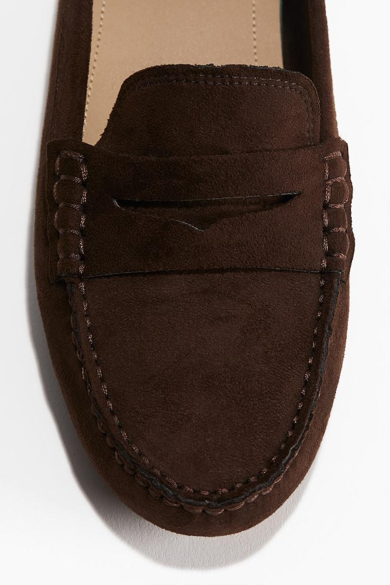 H&M Aufgeraute Loafer Letzter Tag