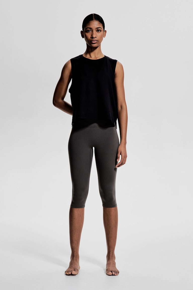 H&M Kastiges Sport-Tanktop mit DryMove™ Fabrik Onlineshop