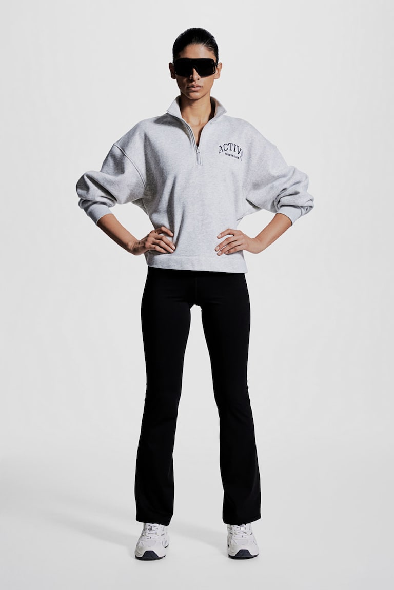 H&M Ausgestellte Sportleggings mit DryMove™ Lagerräumung