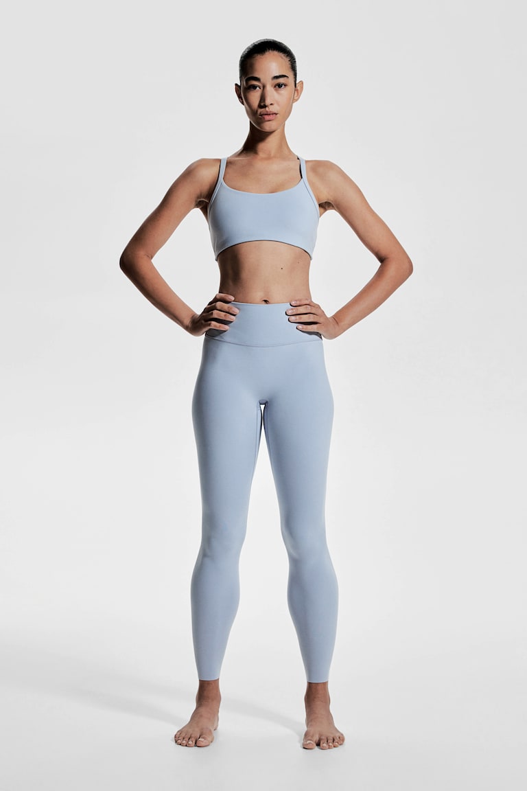 H&M Sport-BH mit SoftMove™ Medium Support Saisonale Angebote
