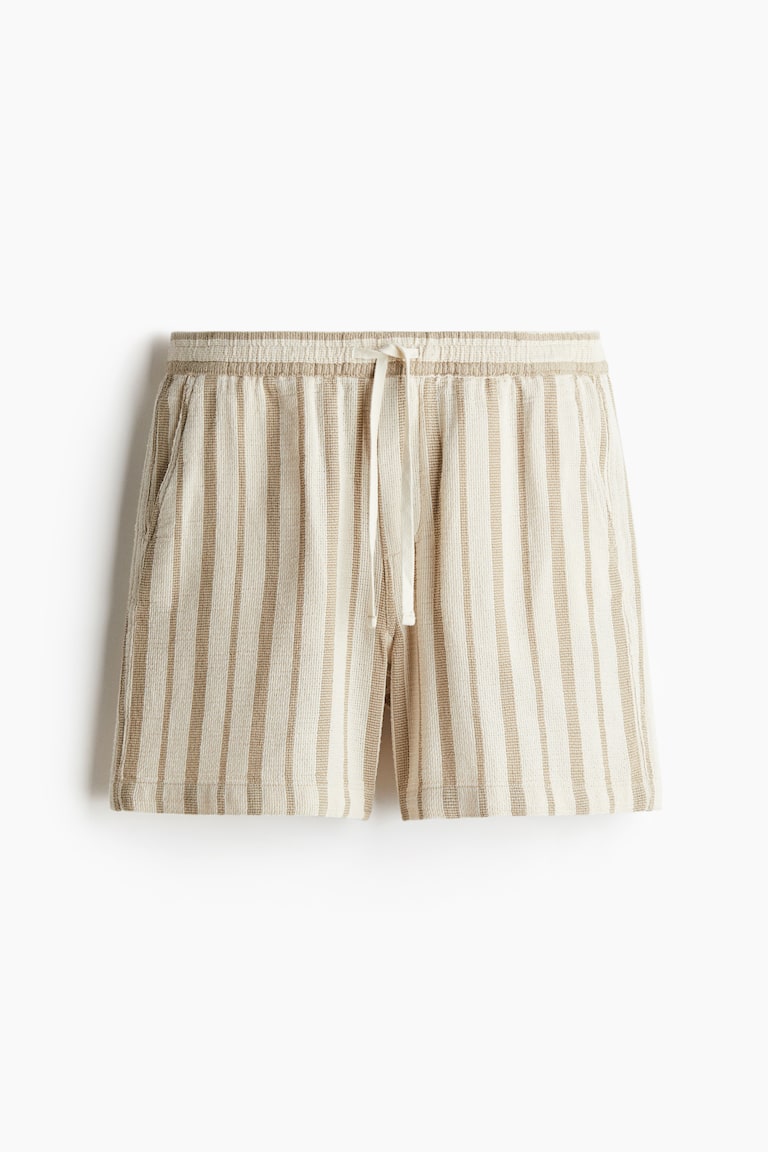 H&M Shorts aus Webstoff in Regular Fit Schlussverkauf