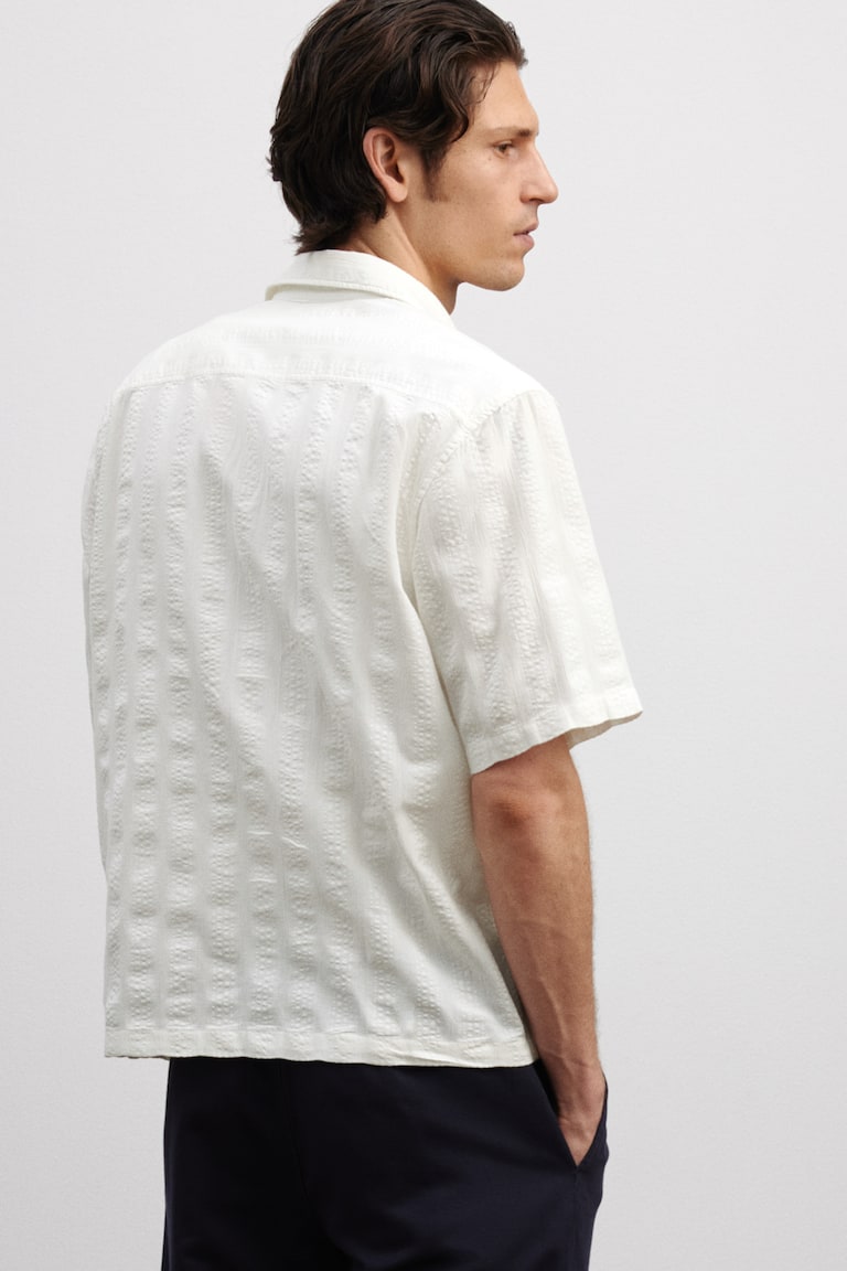 H&M Kurzarmhemd mit Struktur in Regular Fit Fabrik Onlineshop