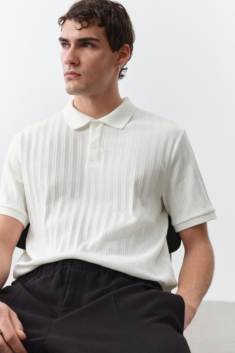 H&M Poloshirt aus Strukturjersey in Slim Fit Lagerräumung