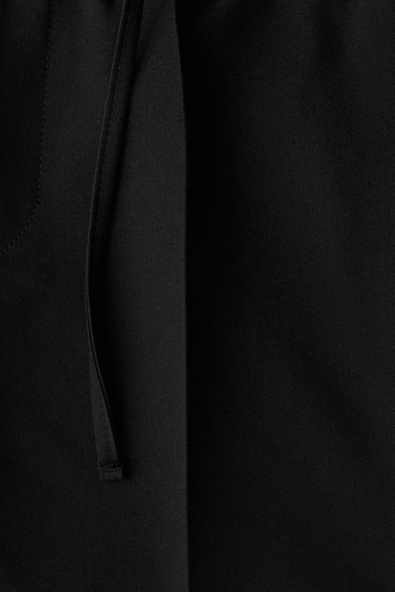 H&M Hose in Regular Fit Neuheiten
