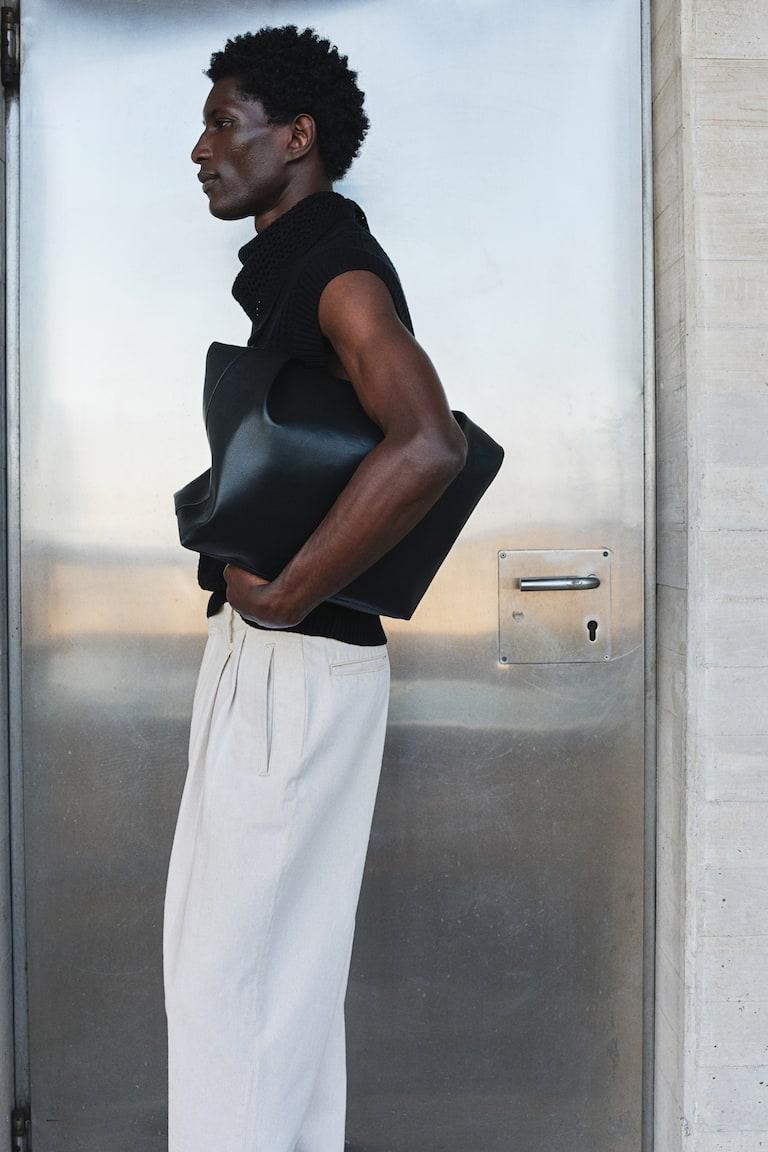 H&M Denimhose in Relaxed Fit Tiefpreis