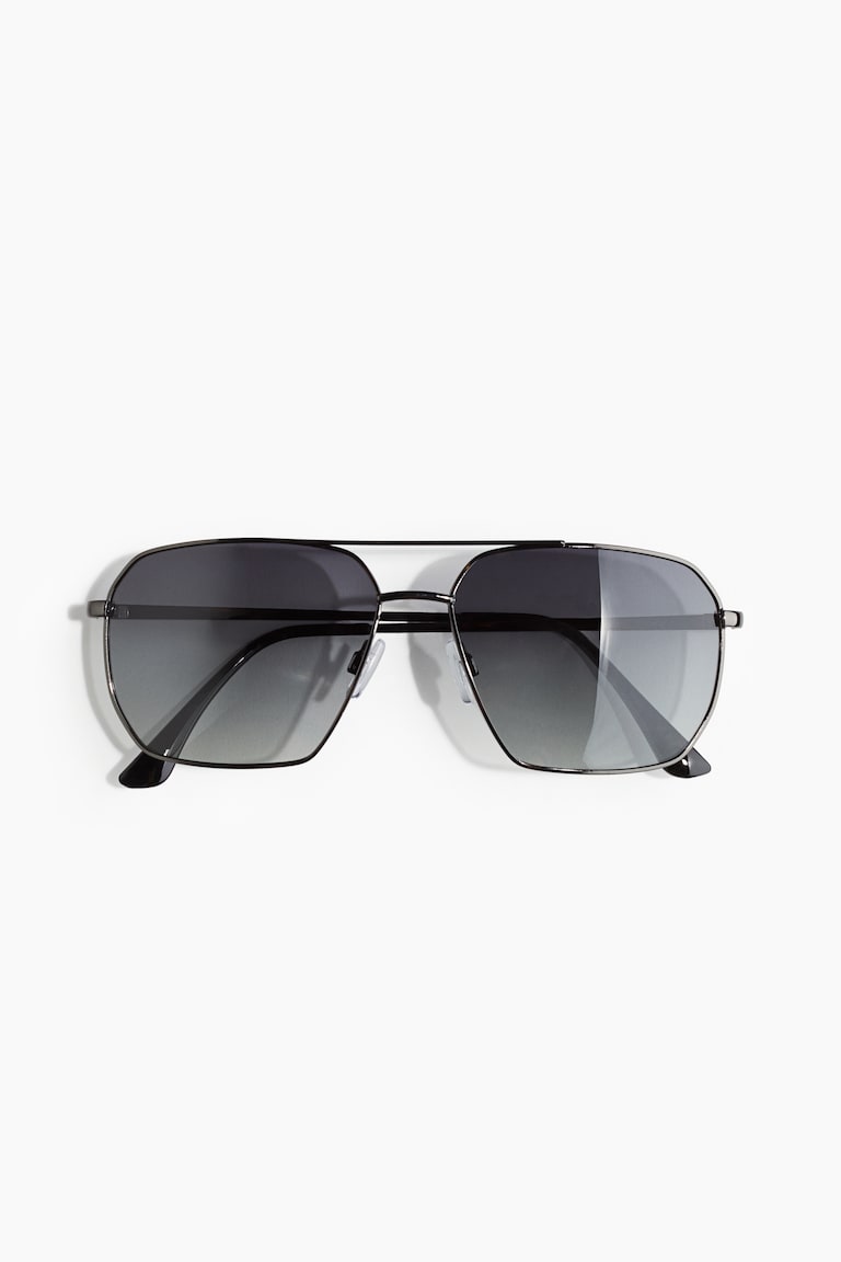 H&M Polarisierende Sonnenbrille Riesige Rabatte