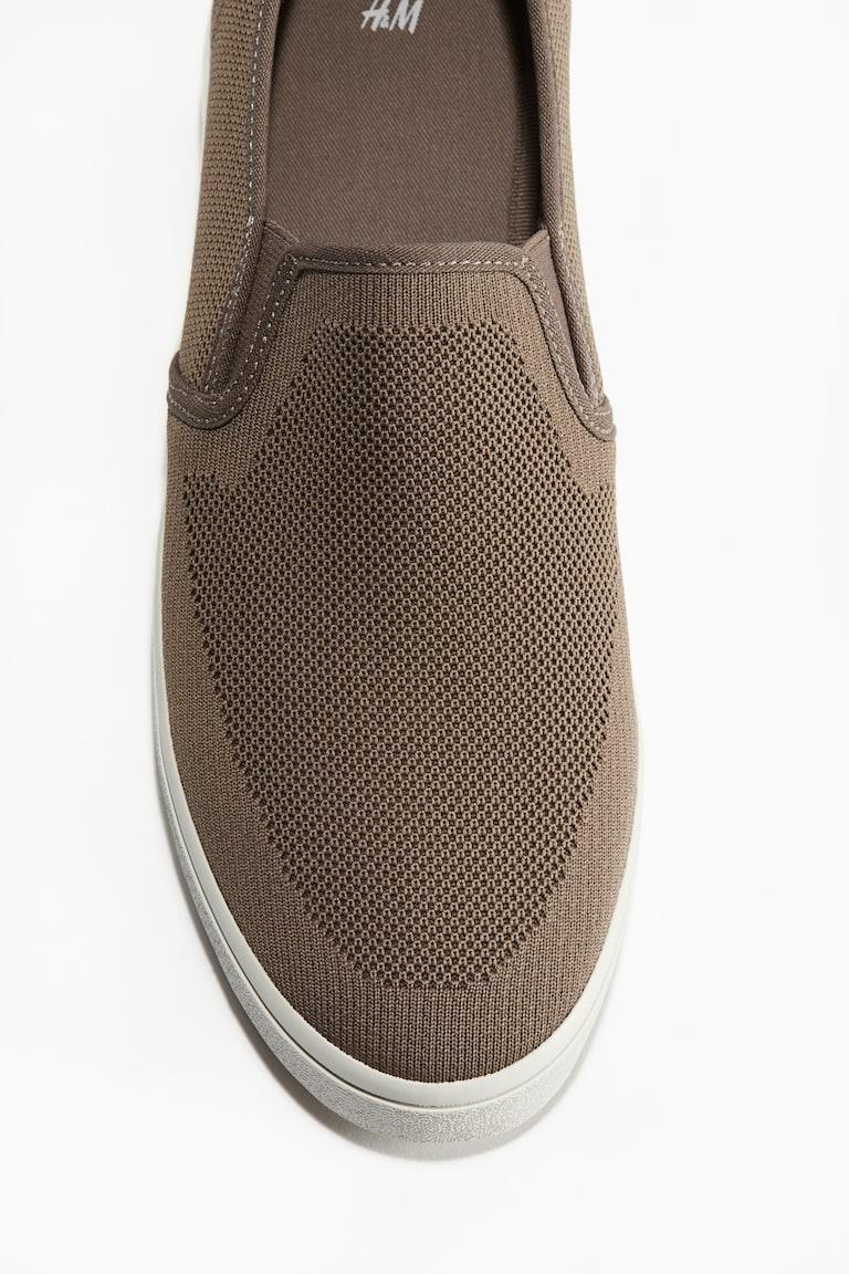 H&M Slip-on-Sneaker aus Mesh Saisonale Angebote