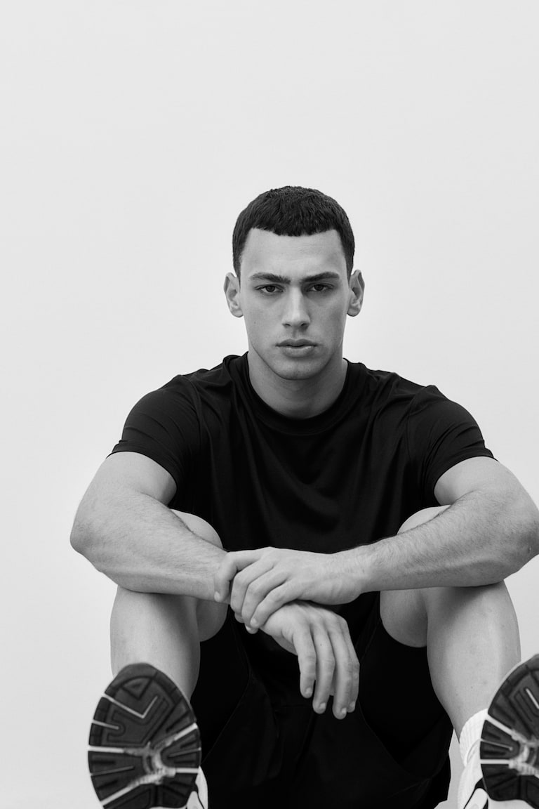 H&M Sportshirt mit DryMove™ in Regular Fit Begrenzt auf 3 Tage