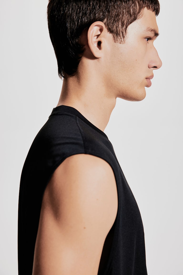H&M Sport-Tanktop mit DryMove™ in Regular Fit Fabrik Onlineshop