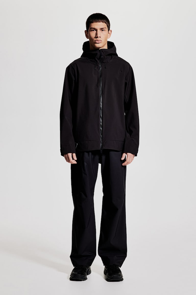 H&M Wasserabweisende Softshelljacke in Regular Fit Günstig kaufen