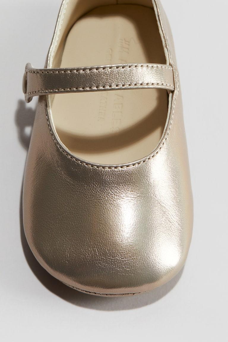 H&M Ballerinas aus Leder mit weicher Sohle Schlussverkauf
