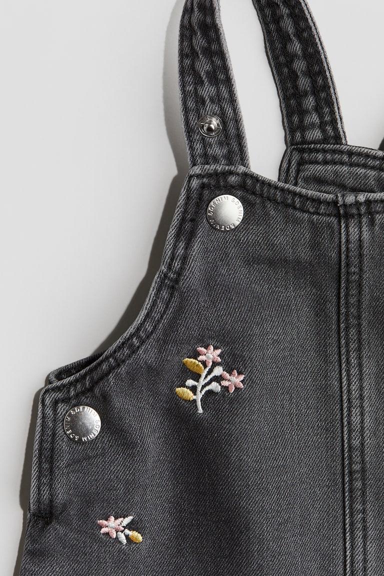 H&M Latzkleid aus Denim Saisonschlussverkauf