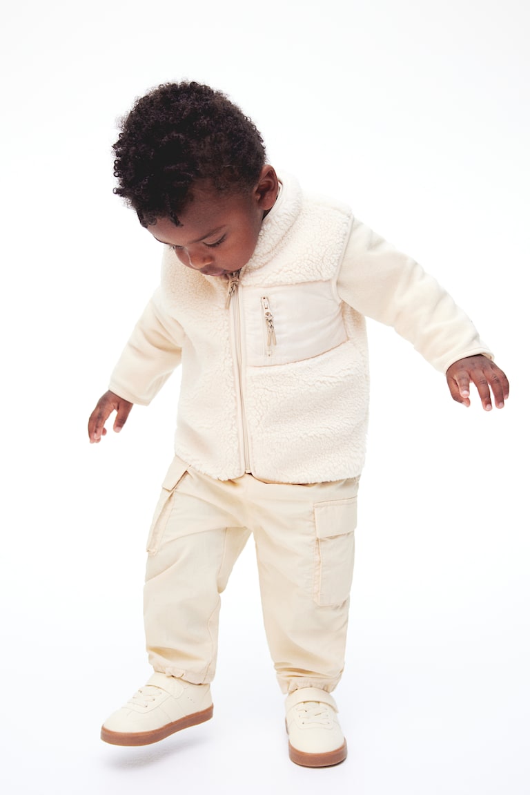H&M Weste aus Teddyfleece Bis zu 50% Rabatt