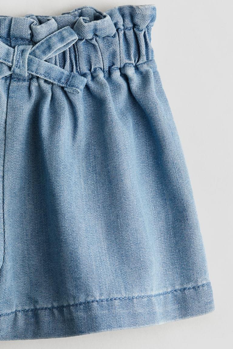 H&M Shorts mit Paperbag-Bund Sonderangebot der Fabrik