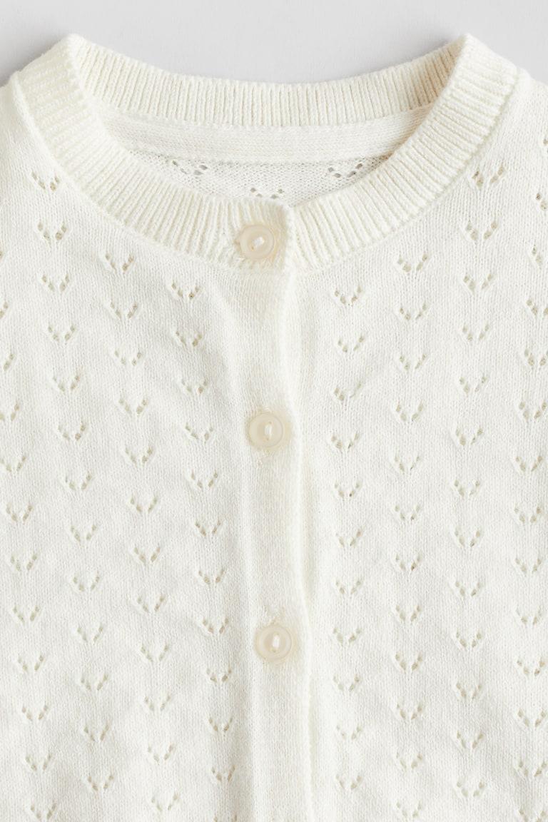 H&M Cardigan in Pointellestrick Jubiläumsangebot