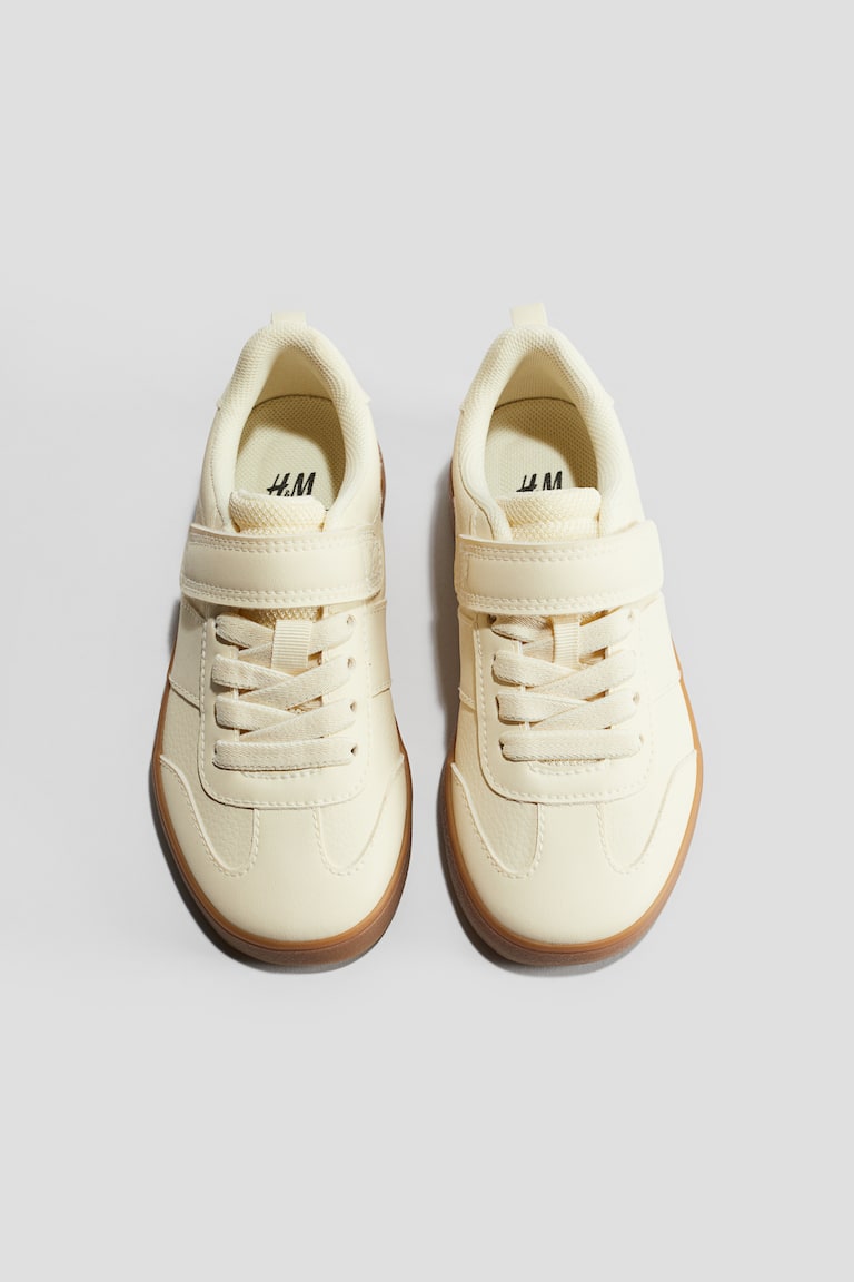 H&M Sneaker Neueste Mode