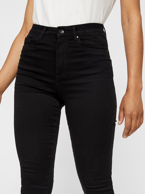 VERO MODA VERO MODA Skinny Jeans 'Sophia' in Schwarz Osterangebot
