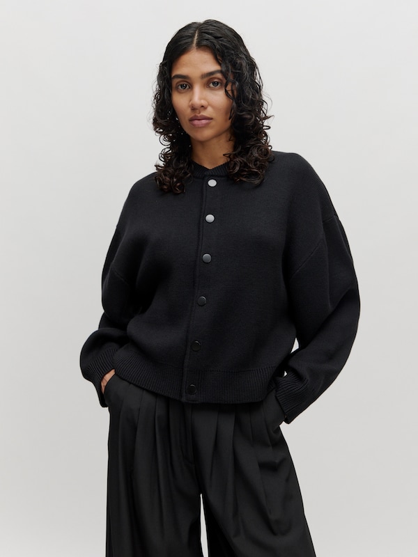 EDITED EDITED Bomberjacke 'Aniela' (GRS) in Schwarz Rabatt