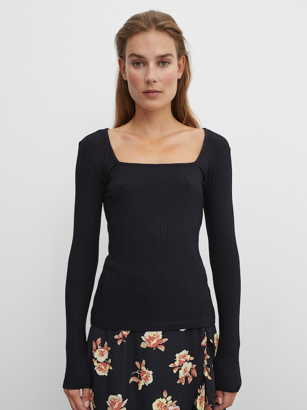 EDITED EDITED Shirt 'Valeria' in Schwarz Valentinstagsangebot