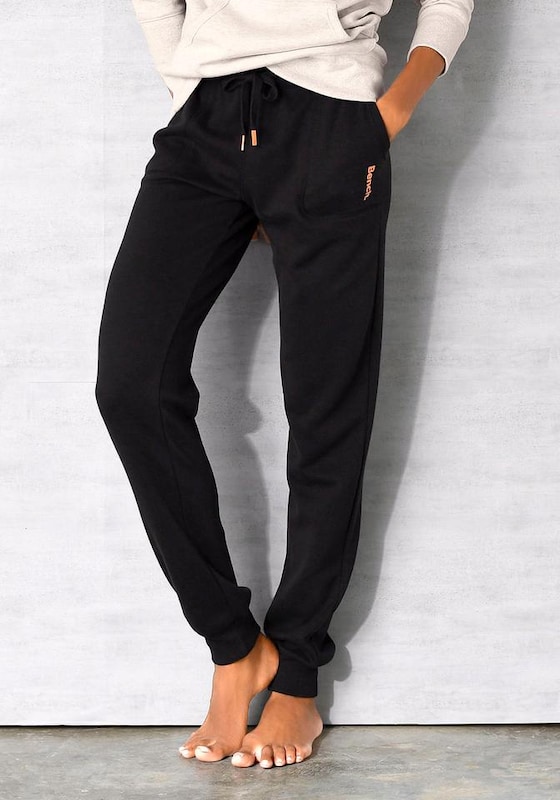 BENCH BENCH Tapered Loungehose in Schwarz Schlussverkauf