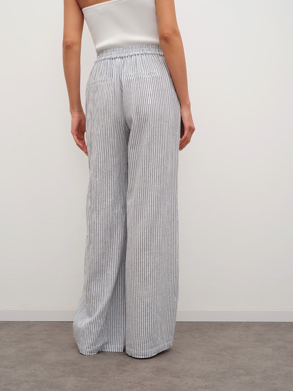 RÆRE by Lorena Rae RÆRE by Lorena Rae Wide Leg Hose 'Asta' in Opal Weiß Preisnachlass
