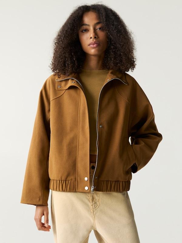 Pullu0026Bear Pull&Bear Jacke in Karamell Jubiläumsangebot