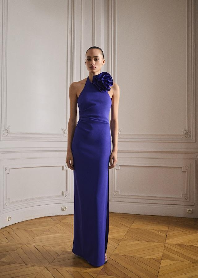 Mango Halterkleid mit Blumenschmuck Online