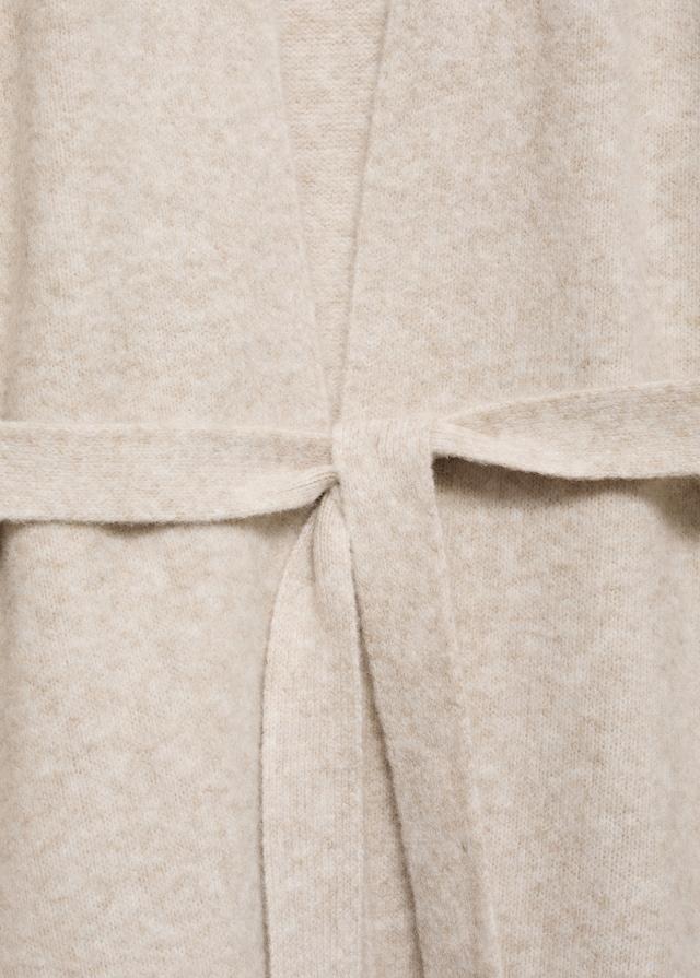 Mango Kurzer Strick-Cardigan Rabatt