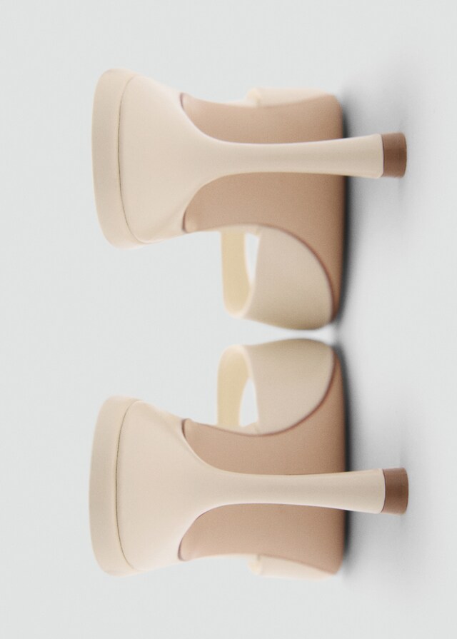Mango Spitz zulaufende Sandalette Top Angebot