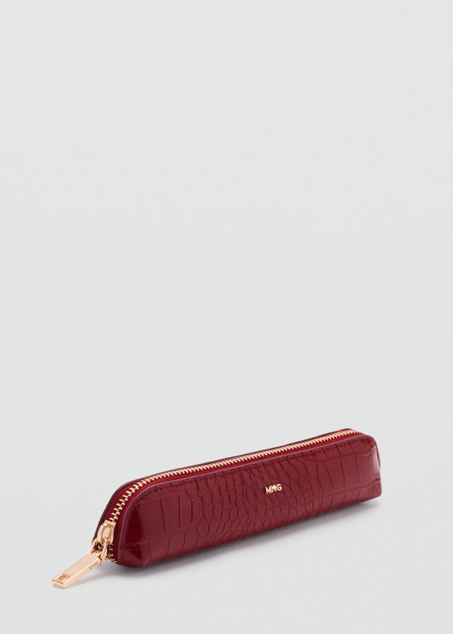 Mango Etui mit Krokoprägung und feinem Design Letzter Tag