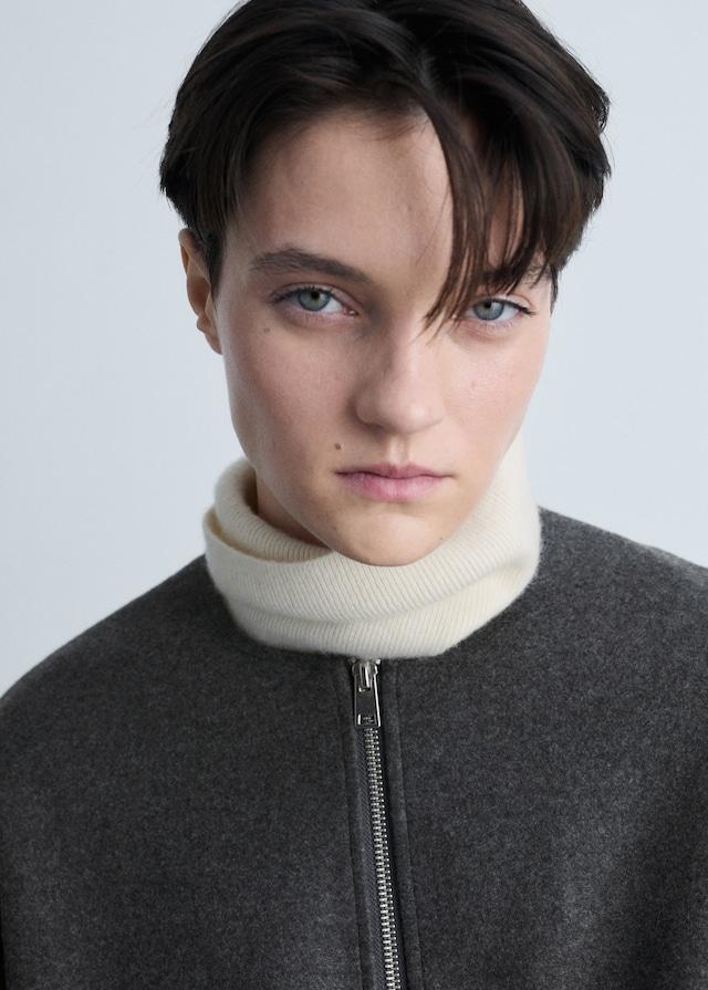 Mango Bomberjacke mit gerafften Details Limitierter Zeitrabatt