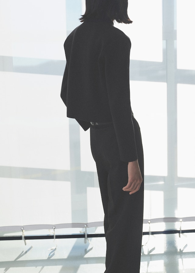 Mango Jacke mit Stehkragen und Schmuckknöpfen Black Friday