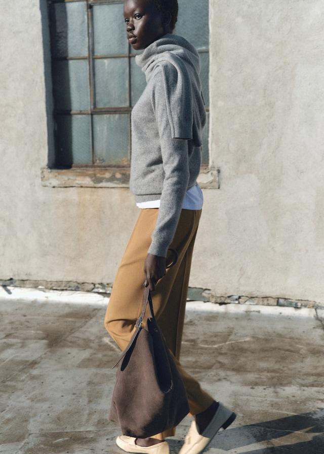 Mango Gerade Bundfaltenhose Valentinstagsangebot