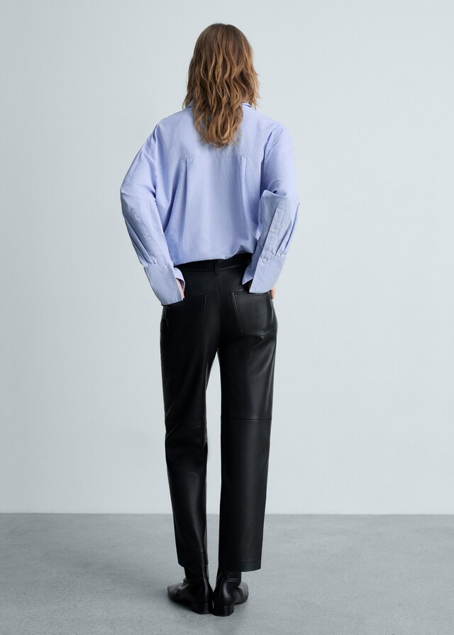 Mango Gerade Hose mit Leder-Effekt Top Angebot