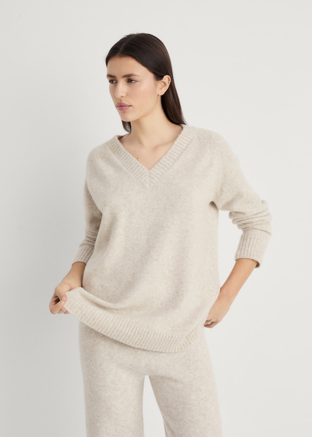 Mango V-Ausschnitt Pullover einfarbig Rabatte dieses Monats