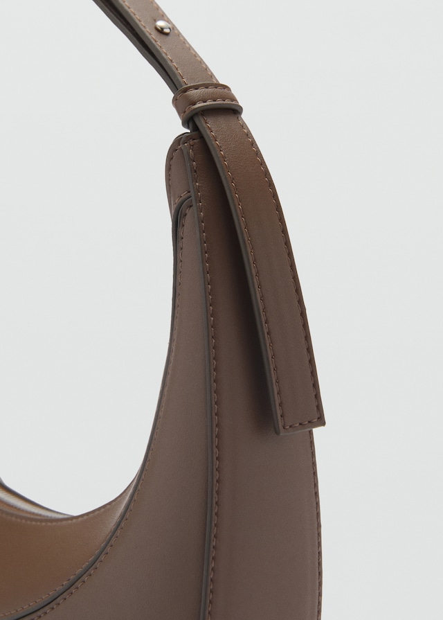 Mango Ovale Schultertasche Auslauf