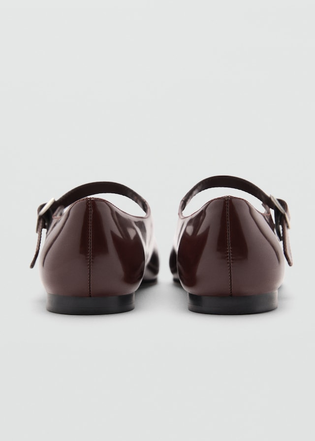 Mango Ballerinas mit Riemen in Lacklederoptik Meist gekauft
