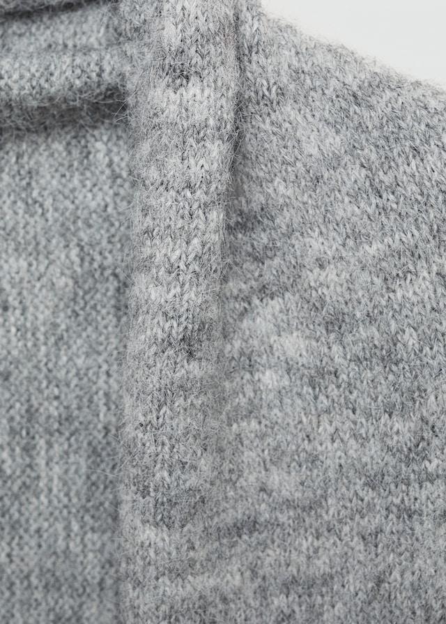 Mango Strick-Umhangtuch mit Fransenabschlüssen Online Shopping