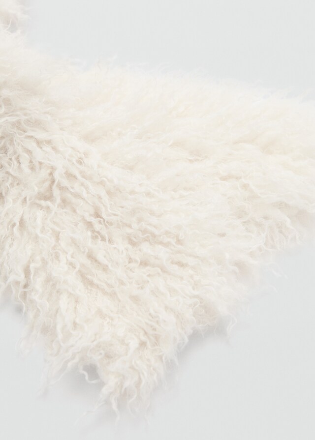 Mango Tuch mit Felleffekt Cyber Monday