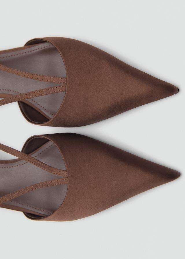 Mango Satinierte Kitten-Heels mit Riemen Fabrik Onlineshop