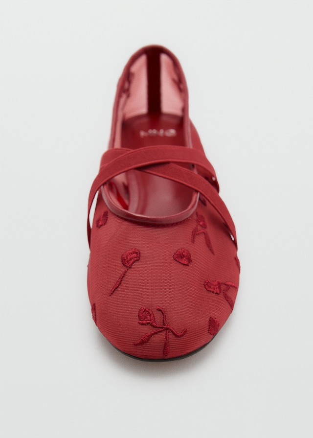 Mango Ballerinas mit Kreuzriemen und Blumenstickerei Großer Ausverkauf