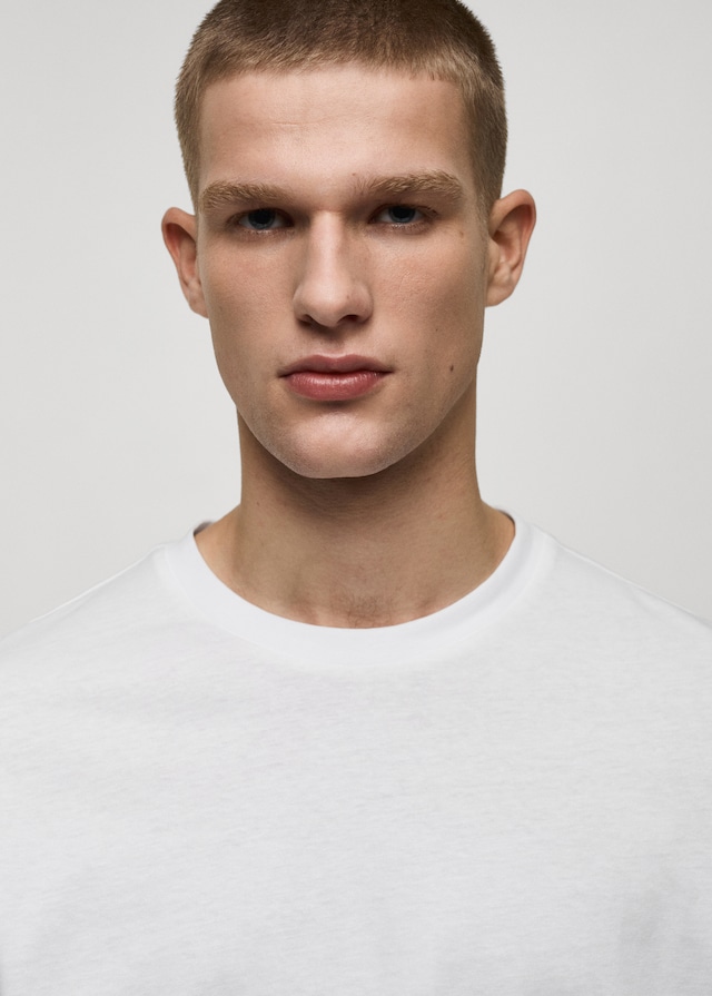 Mango Slim-Fit-T-Shirt aus 100 % Baumwolle Bis zu 60% Rabatt