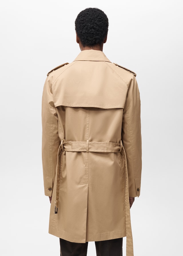 Mango Wasserabweisender Trenchcoat mit Gürtel Nur noch ein Tag übrig