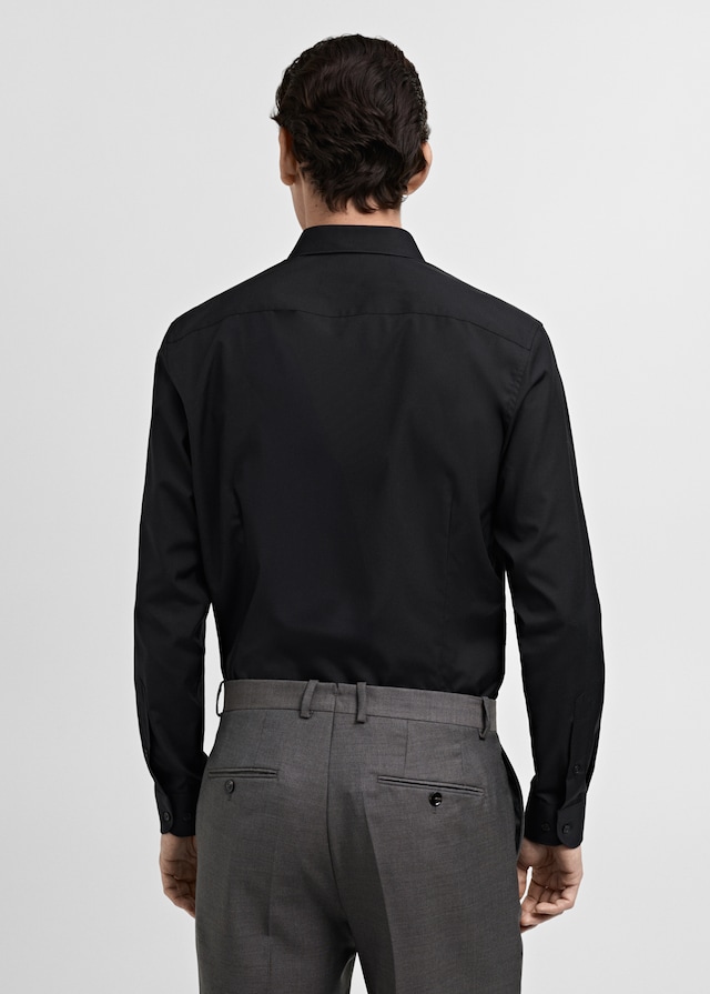 Mango Slim Fit-Oberhemd aus Baumwoll-Popeline Vierteljährliche Förderung
