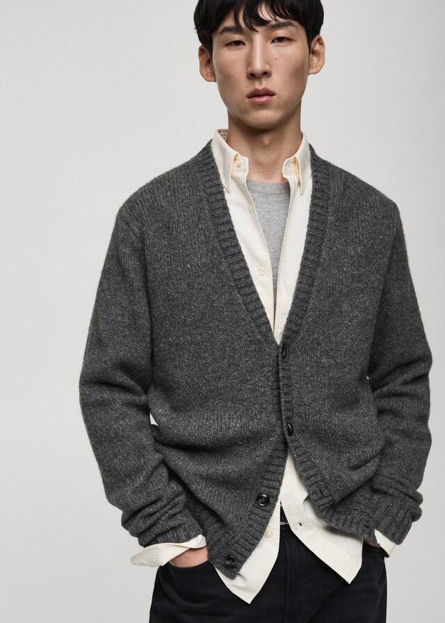 Mango Strickcardigan aus Wollgemisch