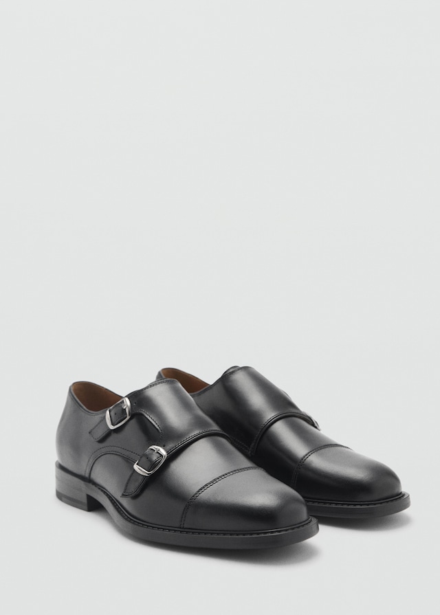 Mango Lederschuh mit Doppelschnalle Kauf eins, bekomm eins gratis
