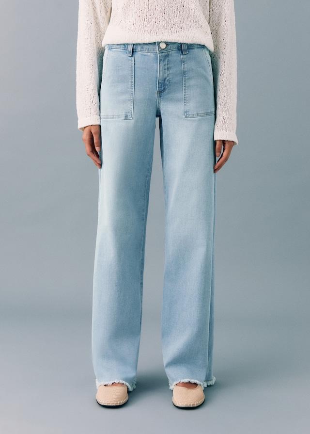 Mango Wideleg-Jeans mit ausgefranstem Saum Black Friday Preise